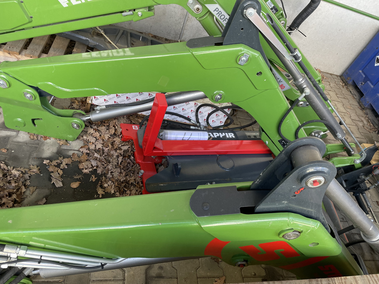 Stoll Profiline FZ 36-20 - Cargador frontal para tractor: foto 1 Stoll Profiline FZ 36-20 - Cargador frontal para tractor: foto 1