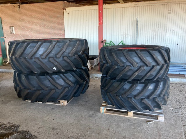 Trelleborg 650/75R38 600/65R28 - Neumáticos y llantas: foto 1 Trelleborg 650/75R38 600/65R28 - Neumáticos y llantas: foto 1