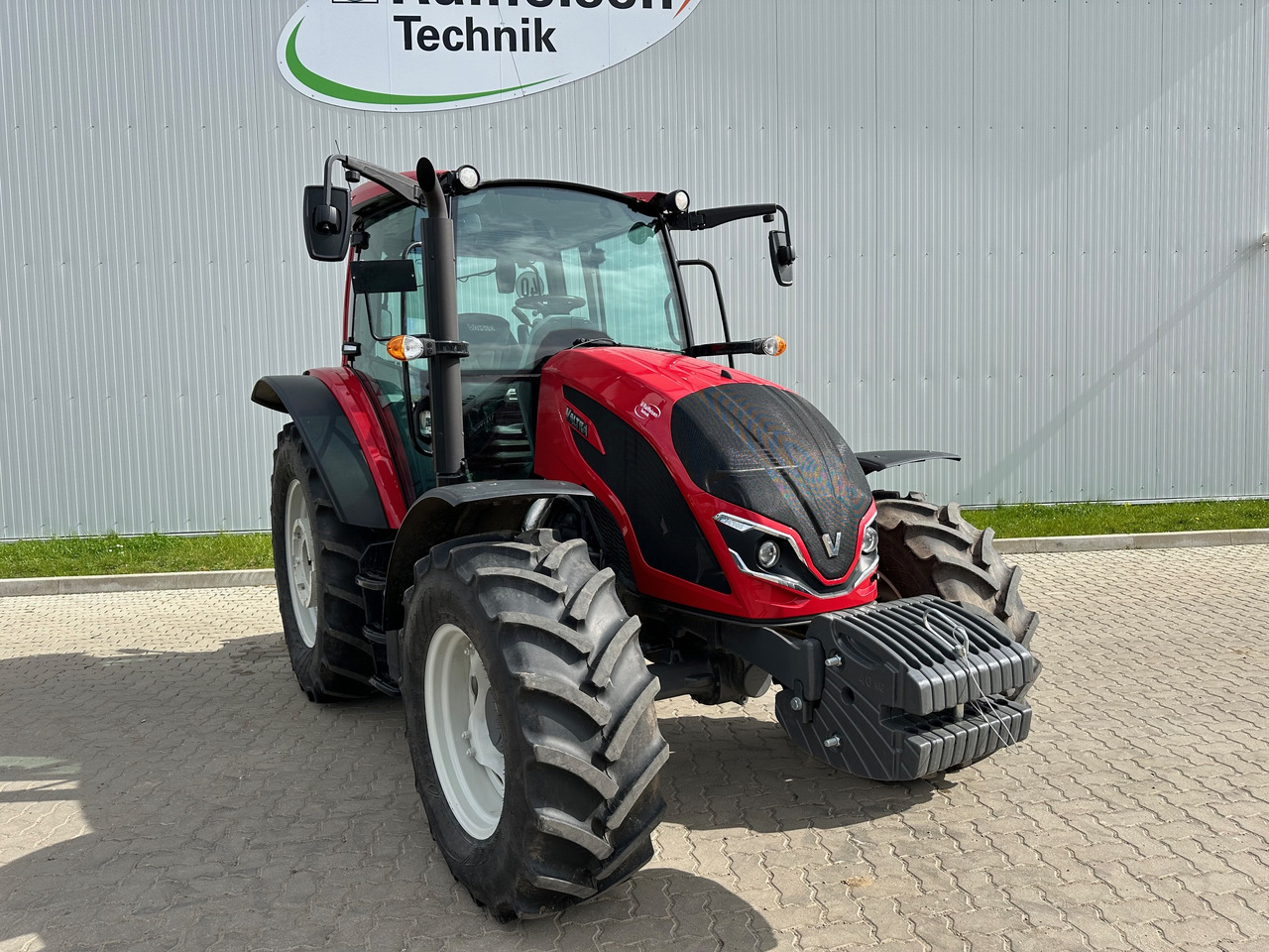 Valtra A105 MH - Tractor: foto 1 Valtra A105 MH - Tractor: foto 1