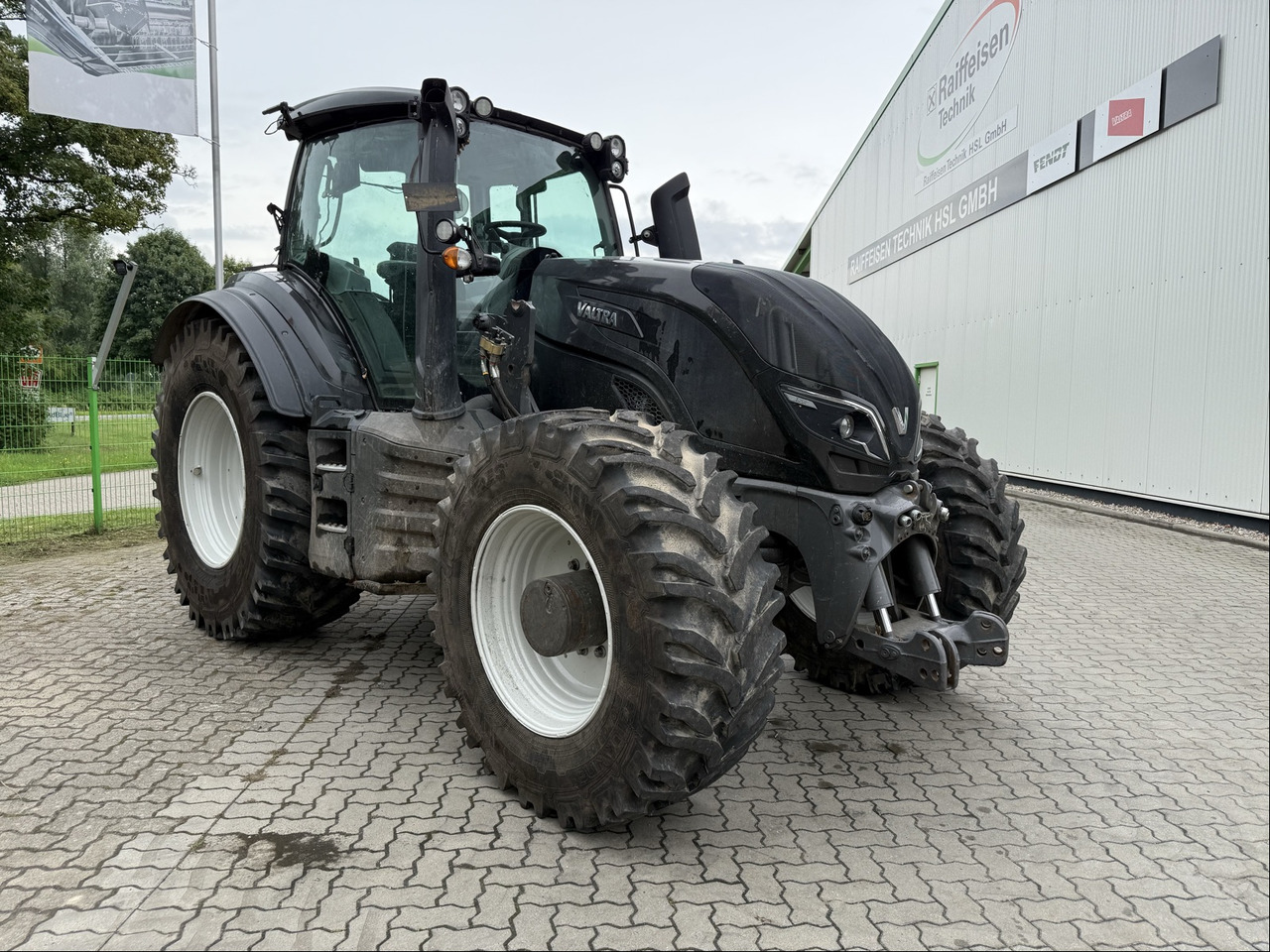 Valtra T254 Versu TwinTrac - Tractor: foto 1 Valtra T254 Versu TwinTrac - Tractor: foto 1