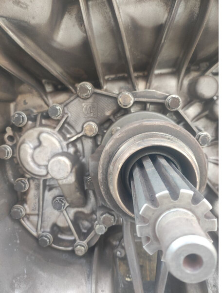 Iveco 16AS 2600 2601 IT - Caja de cambios para Camión: foto 2 Iveco 16AS 2600 2601 IT - Caja de cambios para Camión: foto 2