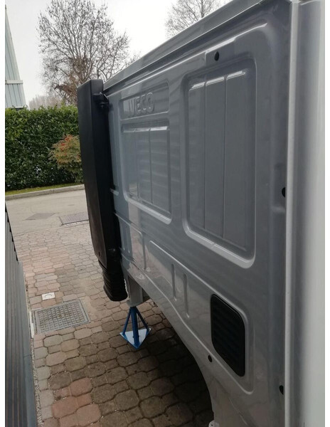 Cabina e interior para Camión Iveco EUROCARGO Euro 6: foto 8