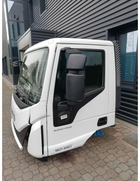 Cabina e interior para Camión Iveco EUROCARGO Euro 6: foto 6