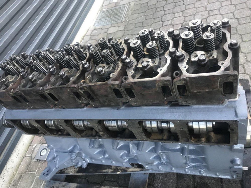 Scania R470 G470 P470 - Bloque de cilindros para Camión: foto 1 Scania R470 G470 P470 - Bloque de cilindros para Camión: foto 1