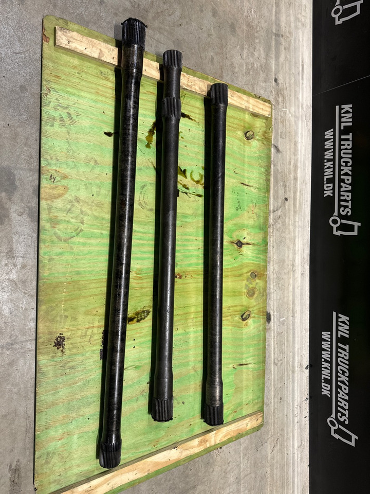 IVECO HALF SHAFTS - Palier para Camión: foto 2 IVECO HALF SHAFTS - Palier para Camión: foto 2