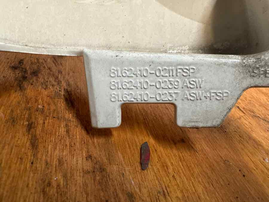 MAN COVER PILLAR LEFT 81.62410-0208 - Cabina e interior para Camión: foto 4 MAN COVER PILLAR LEFT 81.62410-0208 - Cabina e interior para Camión: foto 4