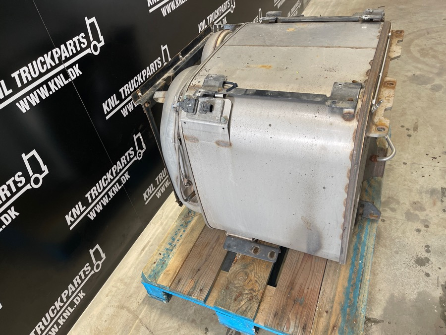 MAN EXHAUST SILENCER 81.15103-6182 - Silenciador/ Sistema de escape para Camión: foto 3 MAN EXHAUST SILENCER 81.15103-6182 - Silenciador/ Sistema de escape para Camión: foto 3