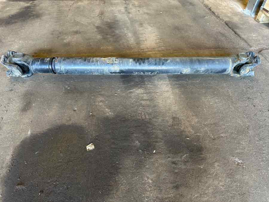 MAN PROPSHAFT 81.39143-6166 - Árbol de transmisión para Camión: foto 1 MAN PROPSHAFT 81.39143-6166 - Árbol de transmisión para Camión: foto 1