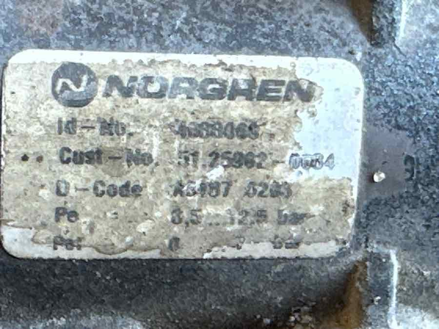 MAN VALVE 51.25902-0084 - Válvula de freno para Camión: foto 2 MAN VALVE 51.25902-0084 - Válvula de freno para Camión: foto 2