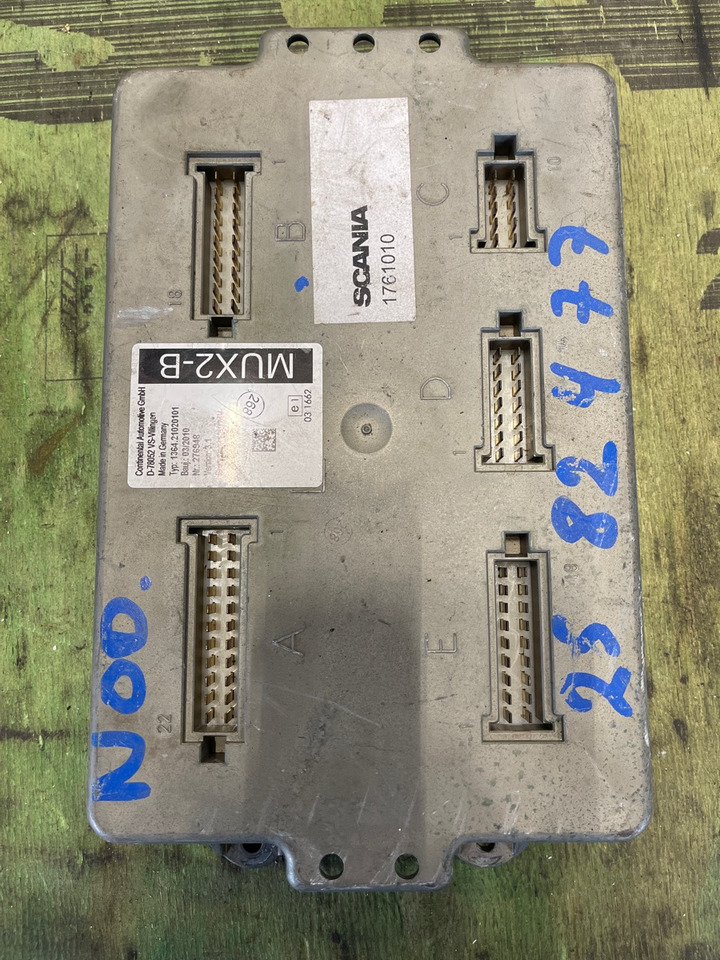 SCANIA 1761010 NODE MUX2-B - Sistema eléctrico para Camión: foto 1 SCANIA 1761010 NODE MUX2-B - Sistema eléctrico para Camión: foto 1