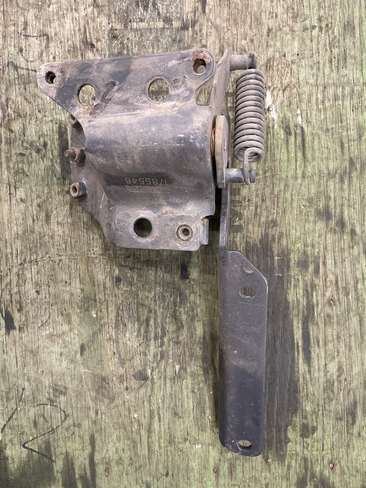 SCANIA HINGE BRACKET 1785546 - Bastidor/ Chasis para Camión: foto 1 SCANIA HINGE BRACKET 1785546 - Bastidor/ Chasis para Camión: foto 1