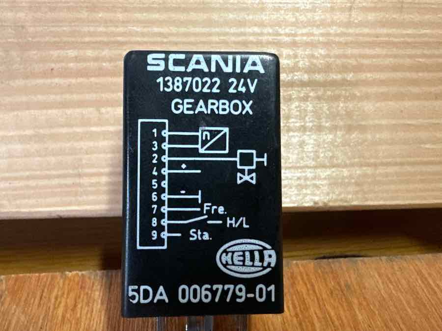 SCANIA RELAY 1387022 - Sistema eléctrico para Camión: foto 2 SCANIA RELAY 1387022 - Sistema eléctrico para Camión: foto 2