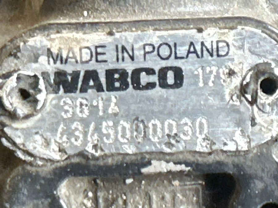 VALVE WABCO 4345000030 - Válvula de freno para Camión: foto 2 VALVE WABCO 4345000030 - Válvula de freno para Camión: foto 2