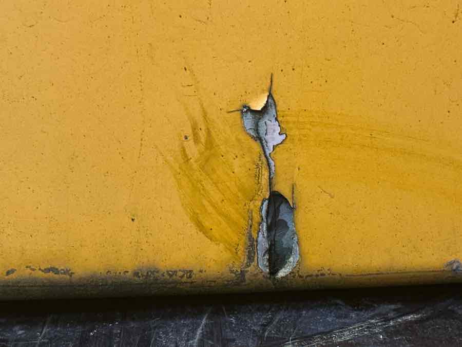 VOLVO BUS BACK END DOOR 21896008 - Puerta y piezas para Autobús: foto 2 VOLVO BUS BACK END DOOR 21896008 - Puerta y piezas para Autobús: foto 2