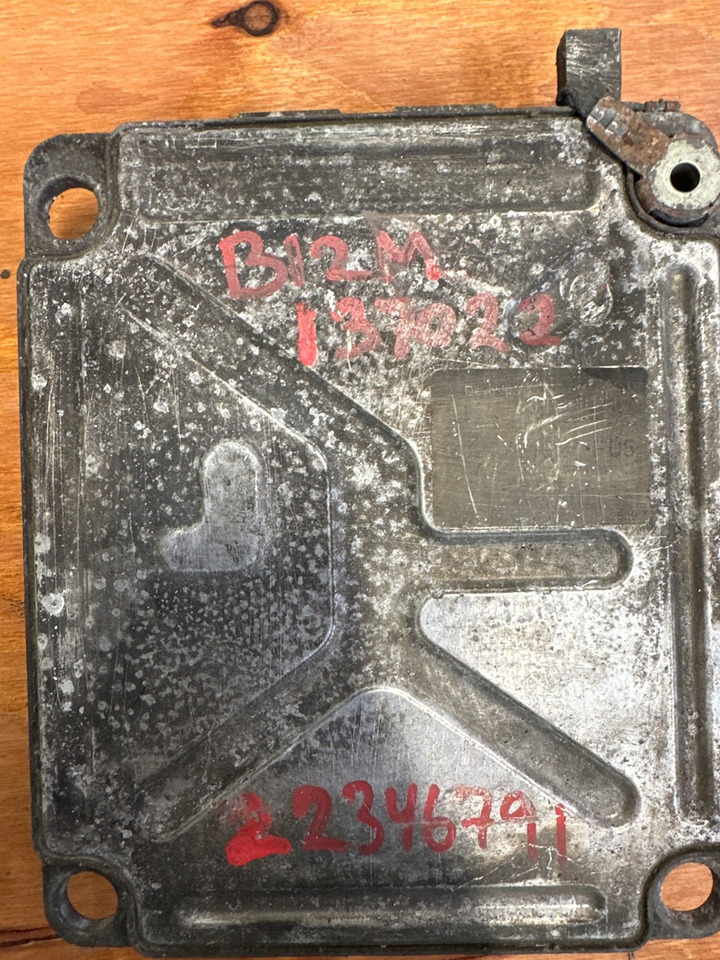 VOLVO ECU 20977019 PO5 - Unidad de control para Camión: foto 1 VOLVO ECU 20977019 PO5 - Unidad de control para Camión: foto 1