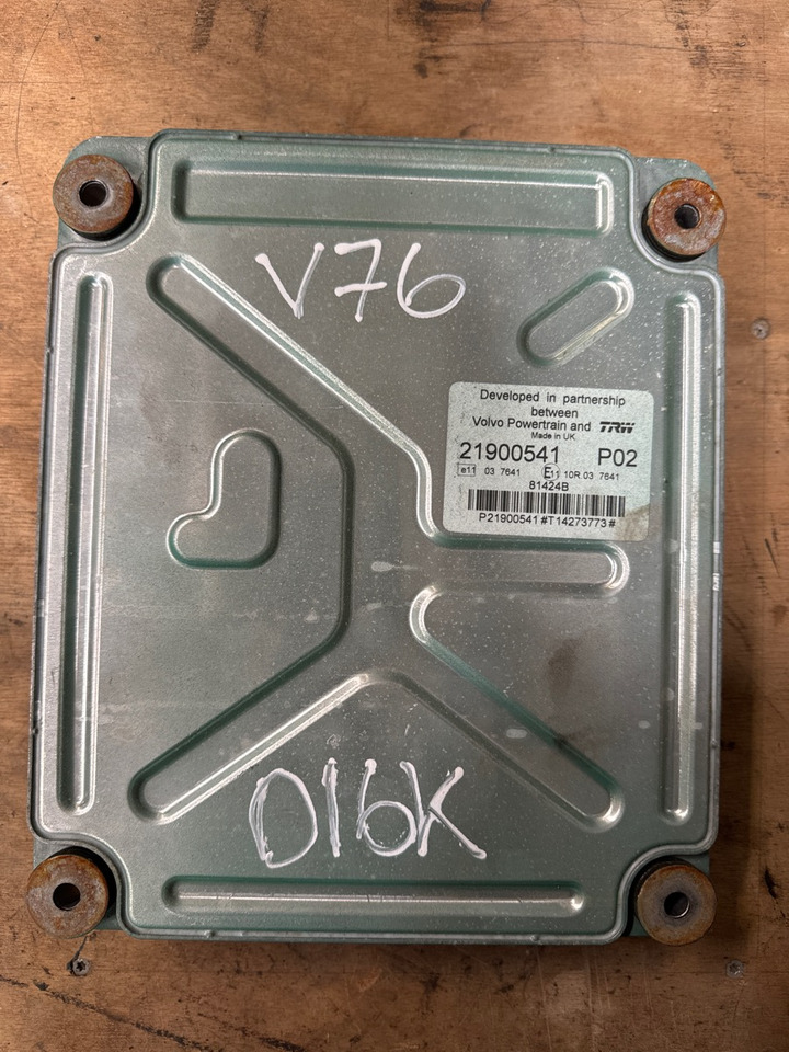 VOLVO ECU 21900541 P02 - Sistema eléctrico para Camión: foto 1 VOLVO ECU 21900541 P02 - Sistema eléctrico para Camión: foto 1