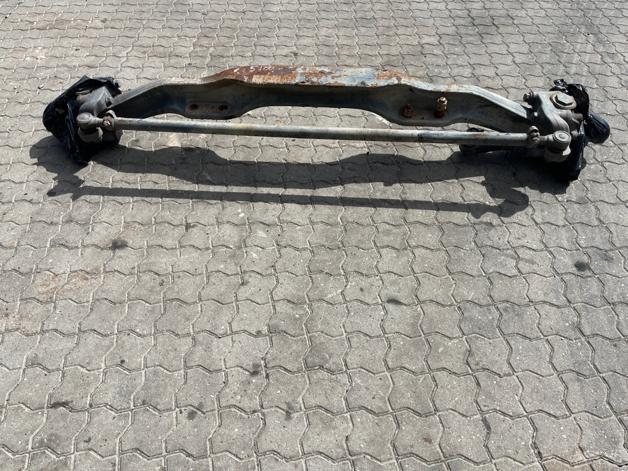 VOLVO FRONT AXLE 22115303 - Eje y piezas para Camión: foto 2 VOLVO FRONT AXLE 22115303 - Eje y piezas para Camión: foto 2