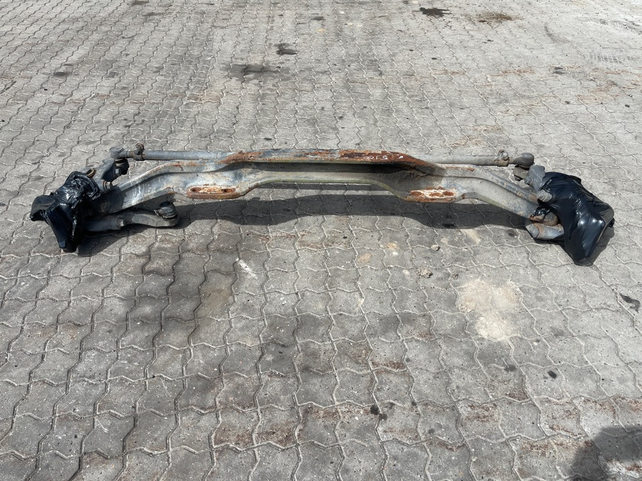 VOLVO FRONT AXLE 22115303 - Eje y piezas para Camión: foto 1 VOLVO FRONT AXLE 22115303 - Eje y piezas para Camión: foto 1