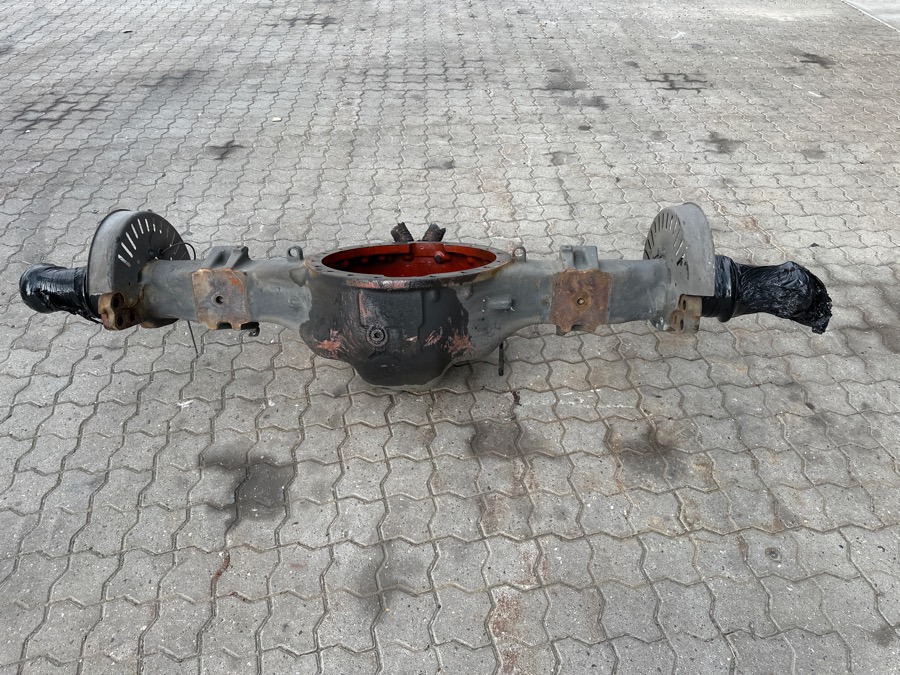 VOLVO REAR AXLE CASE 22324047 - Eje y piezas para Camión: foto 2 VOLVO REAR AXLE CASE 22324047 - Eje y piezas para Camión: foto 2