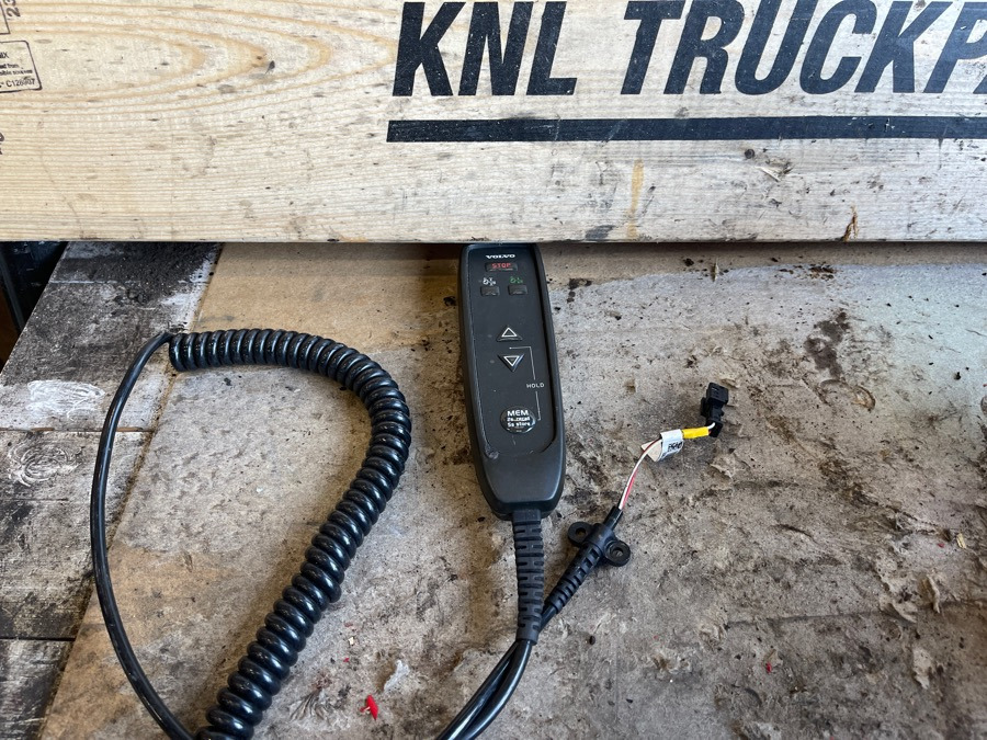 VOLVO REMOTE CONTROL 22234339 - Sistema eléctrico para Camión: foto 1 VOLVO REMOTE CONTROL 22234339 - Sistema eléctrico para Camión: foto 1