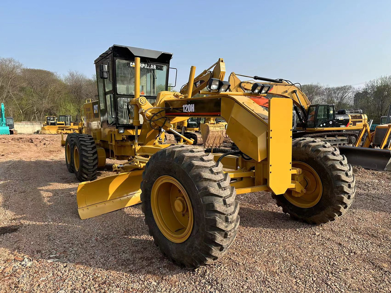 CATERPILLAR 120H motor grader - Grader: foto 3 CATERPILLAR 120H motor grader - Grader: foto 3