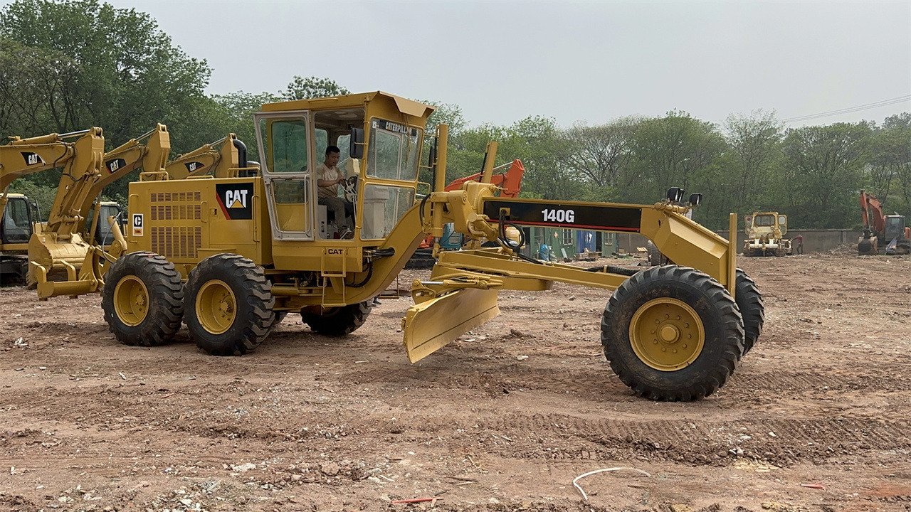 CATERPILLAR 140G - Grader: foto 4 CATERPILLAR 140G - Grader: foto 4