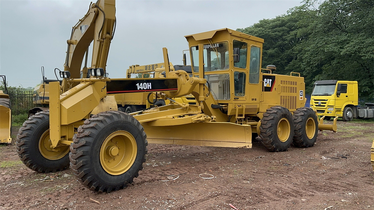CATERPILLAR 140H - Grader: foto 2 CATERPILLAR 140H - Grader: foto 2