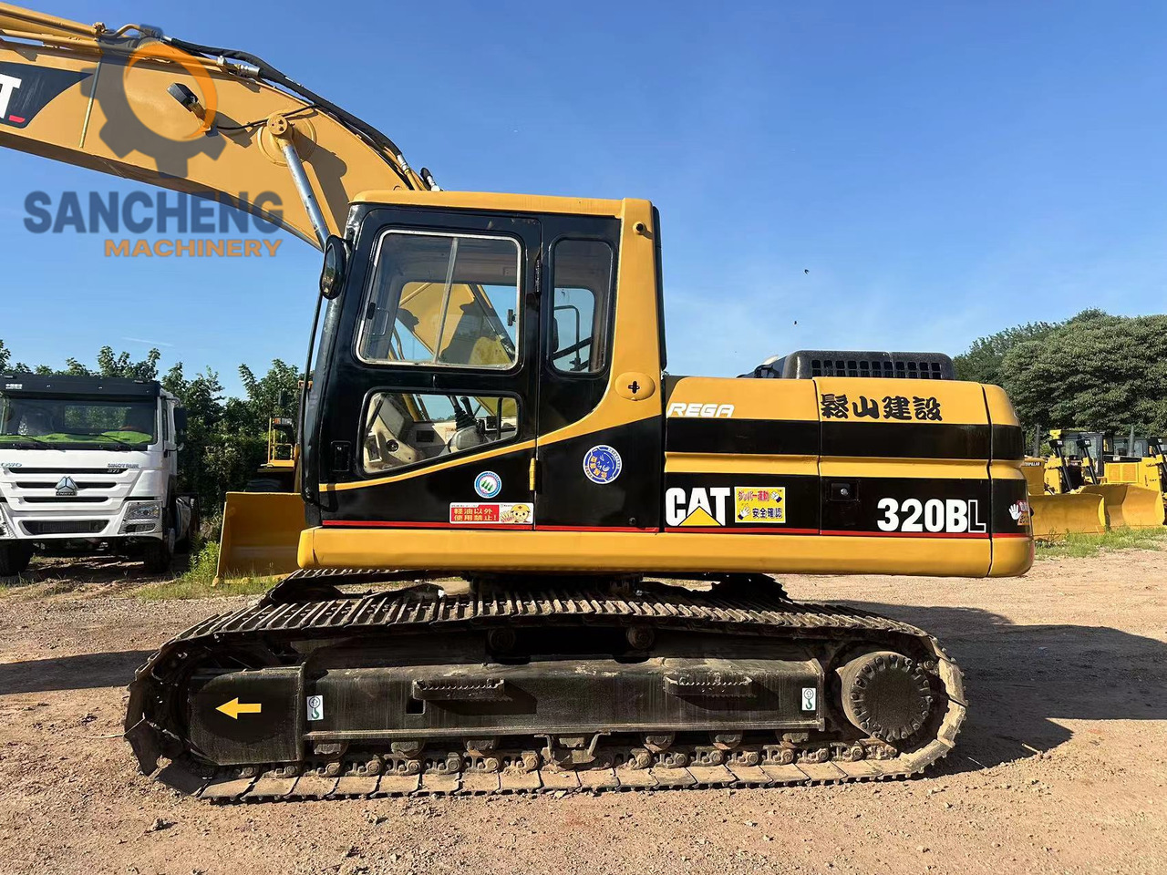 CATERPILLAR 320BL - Excavadora de cadenas: foto 4 CATERPILLAR 320BL - Excavadora de cadenas: foto 4
