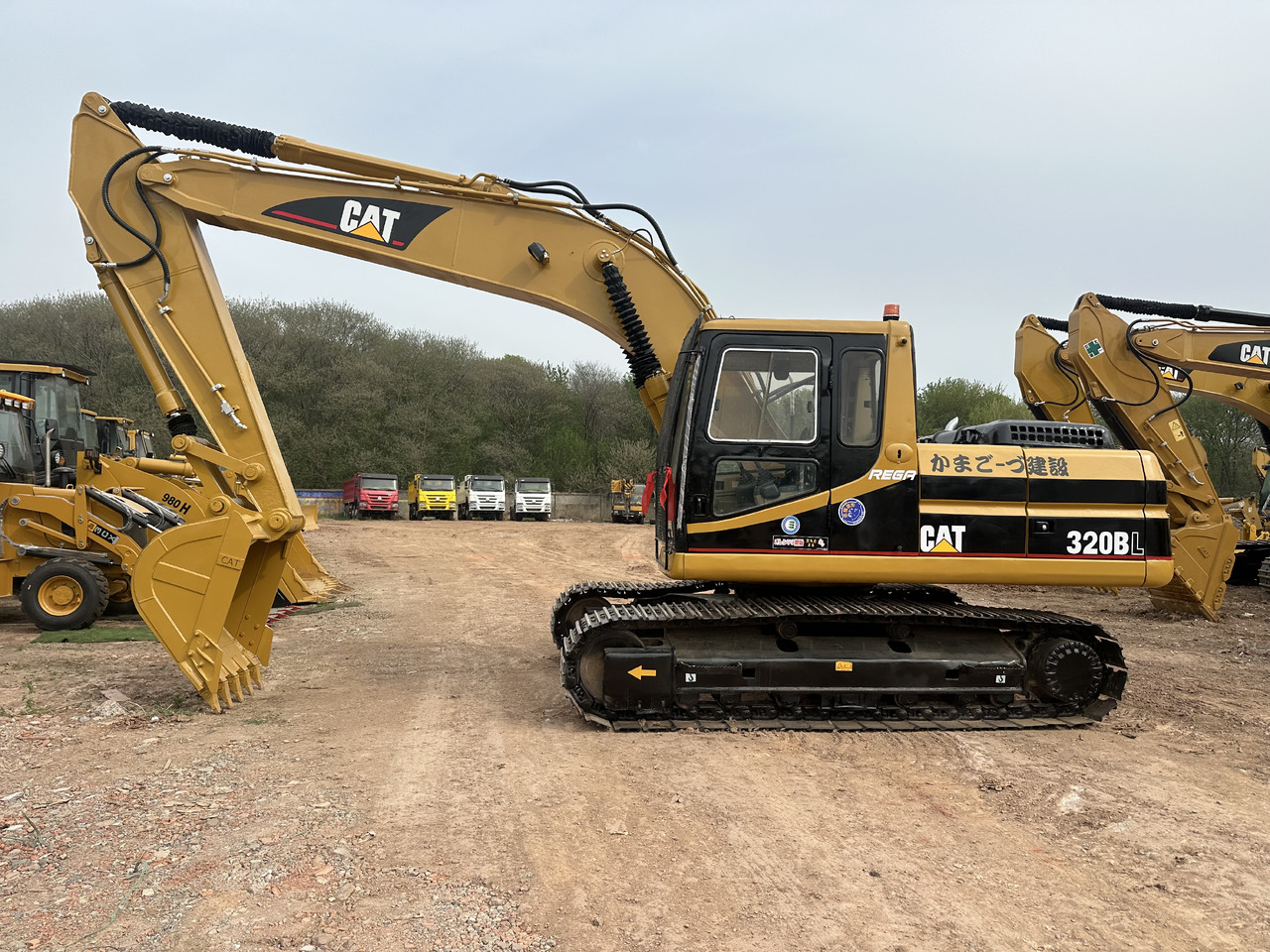 CATERPILLAR 320BL - Excavadora de cadenas: foto 1 CATERPILLAR 320BL - Excavadora de cadenas: foto 1