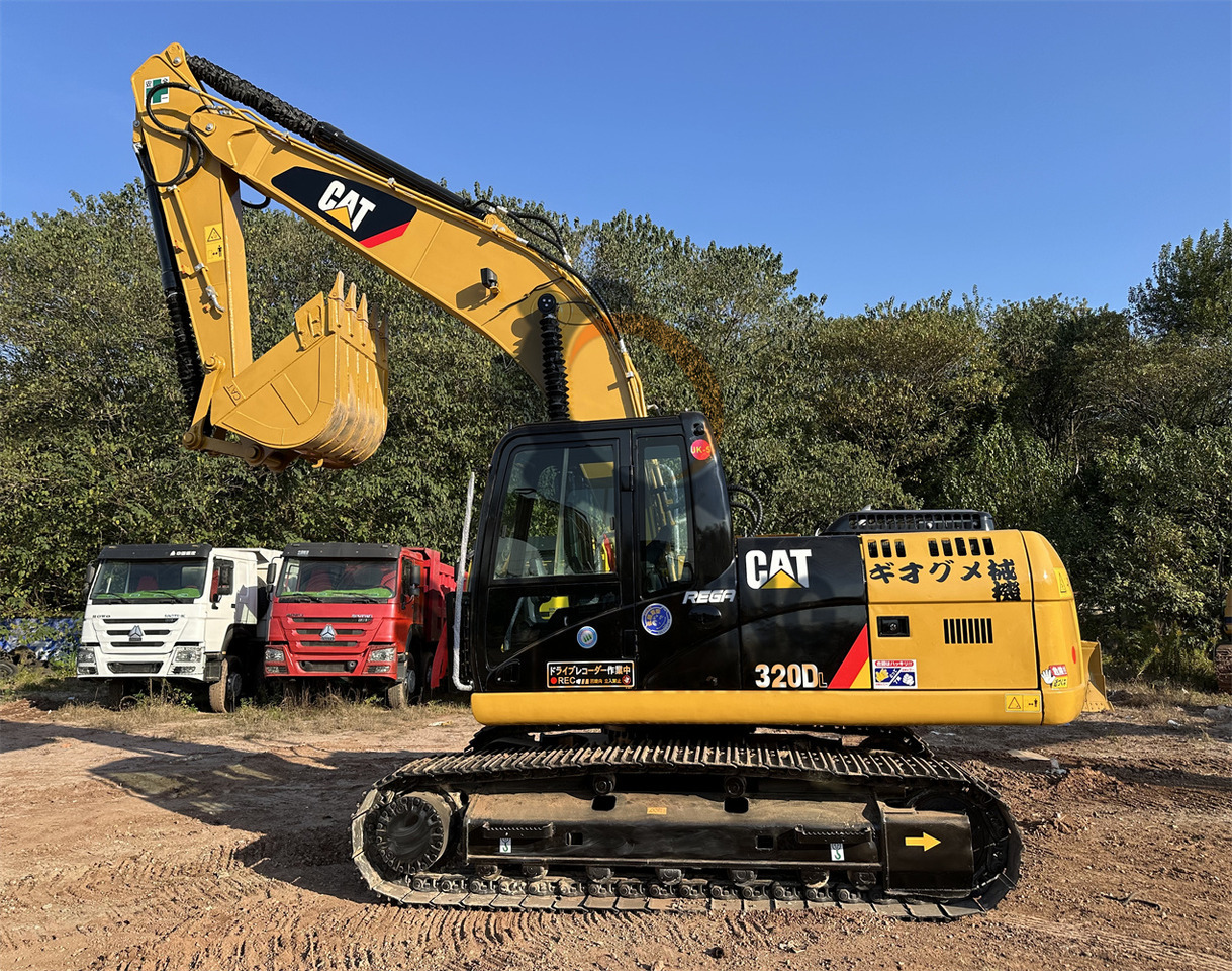 CATERPILLAR 320D - Excavadora de cadenas: foto 2 CATERPILLAR 320D - Excavadora de cadenas: foto 2