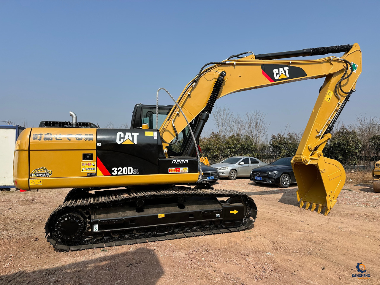 CATERPILLAR 320D2L - Excavadora de cadenas: foto 3 CATERPILLAR 320D2L - Excavadora de cadenas: foto 3
