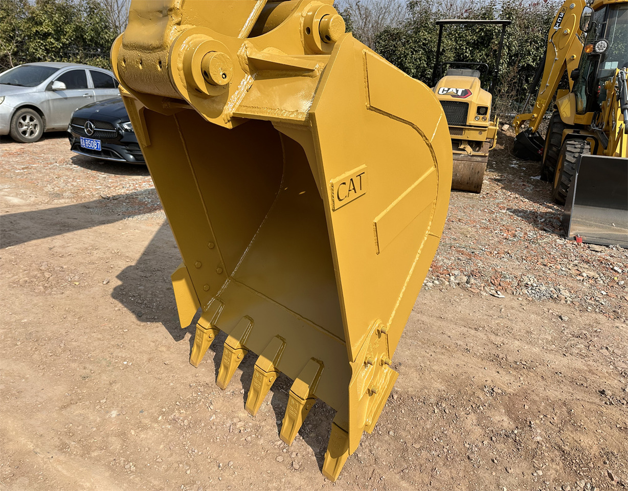Excavadora de cadenas CATERPILLAR 320D2L: foto 7