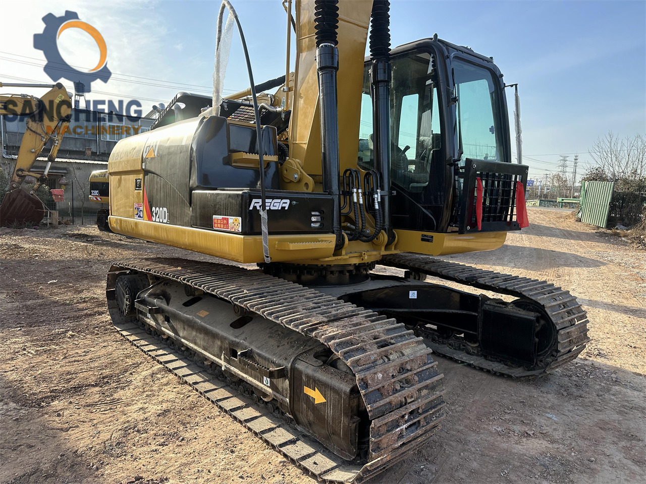 Excavadora de cadenas CATERPILLAR 320DL: foto 11
