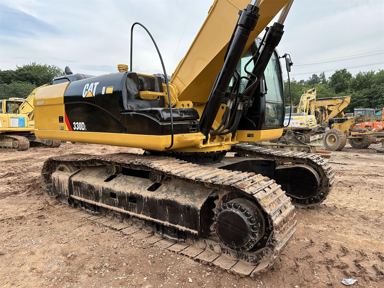 Excavadora de cadenas CATERPILLAR 330DL: foto 6
