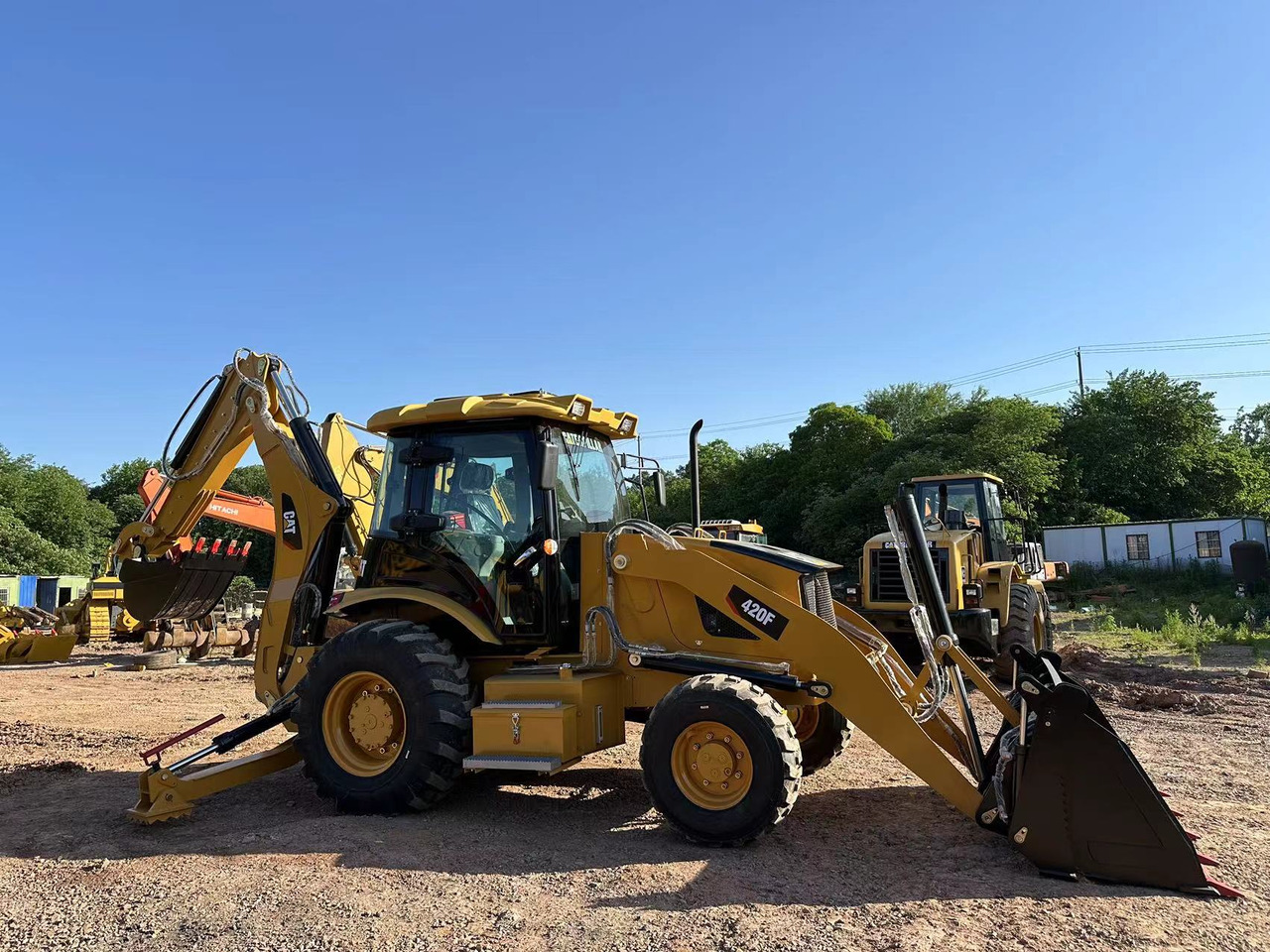 CATERPILLAR 420F2 - Retroexcavadora: foto 5 CATERPILLAR 420F2 - Retroexcavadora: foto 5