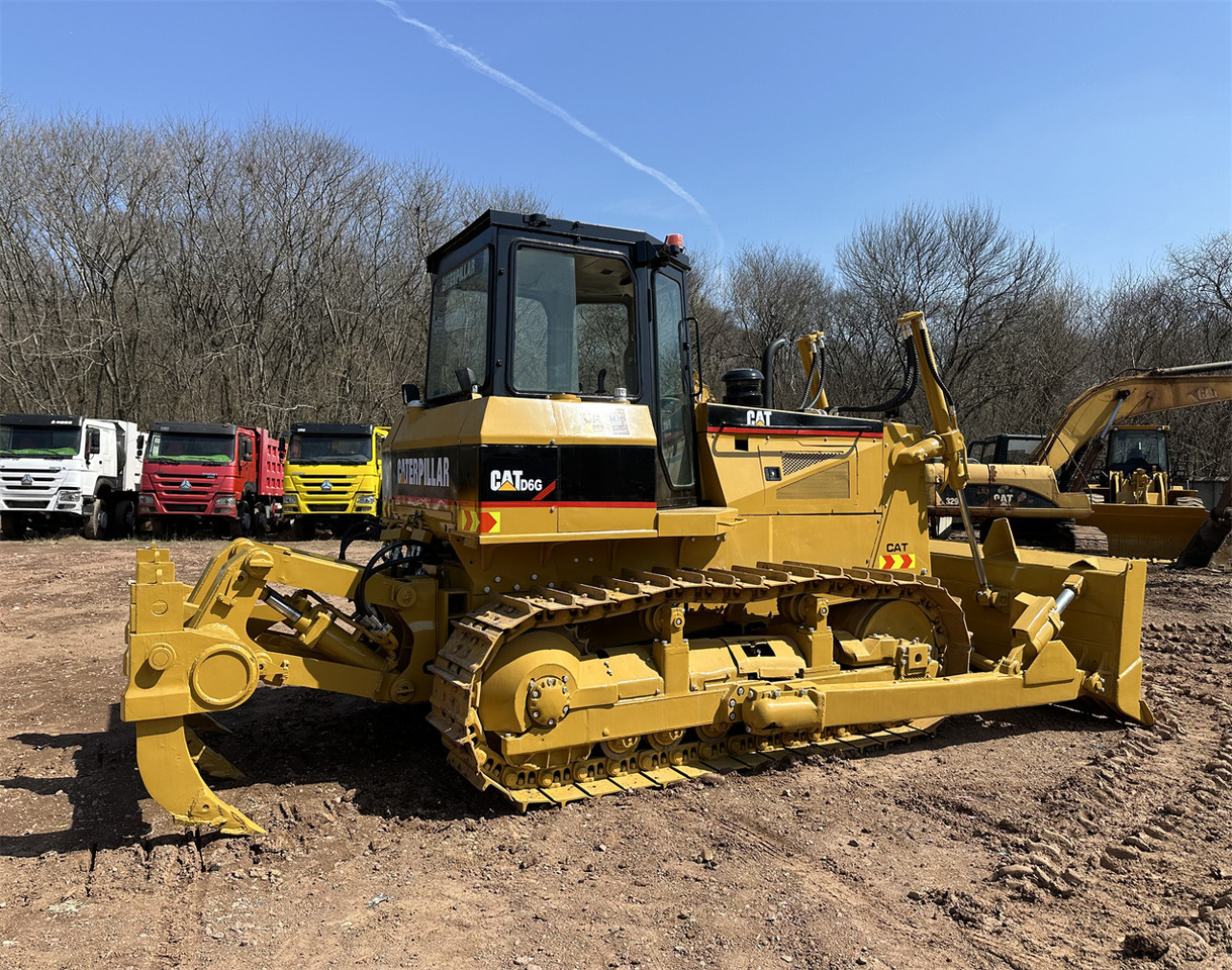 CATERPILLAR D6G - Excavadora: foto 2 CATERPILLAR D6G - Excavadora: foto 2