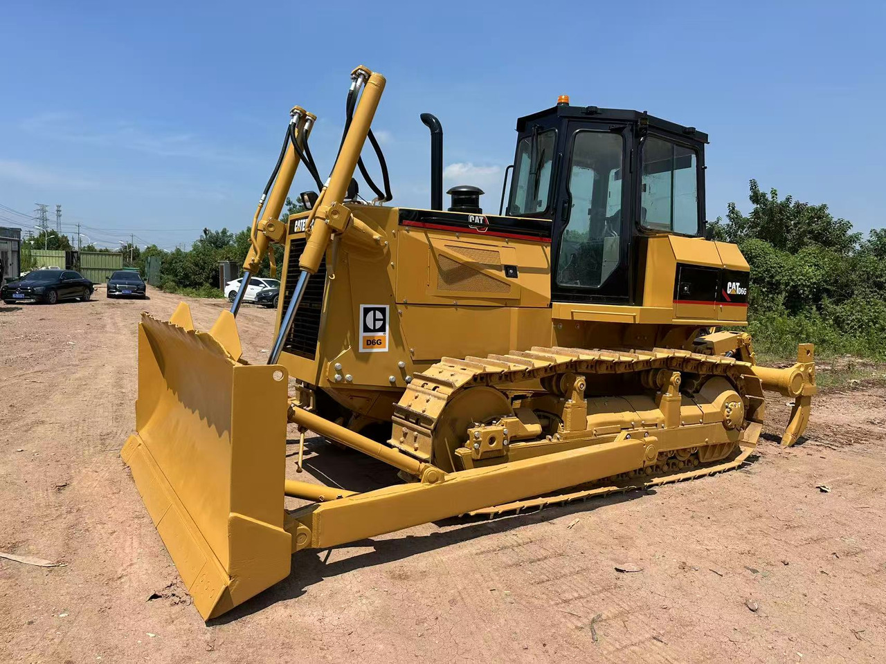 CATERPILLAR D6G - Bulldozer: foto 2 CATERPILLAR D6G - Bulldozer: foto 2