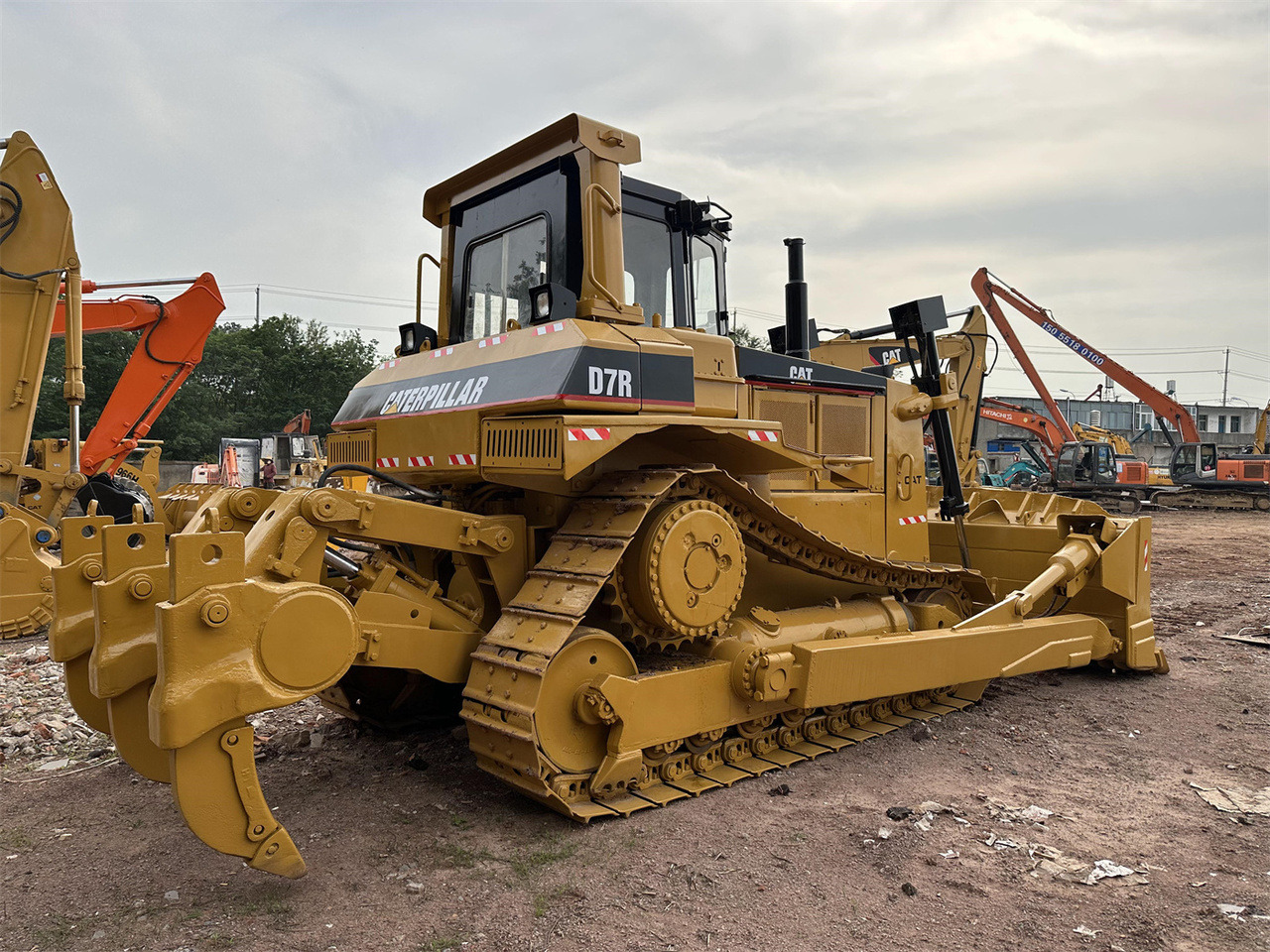 Bulldozer CATERPILLAR D7R: foto 7