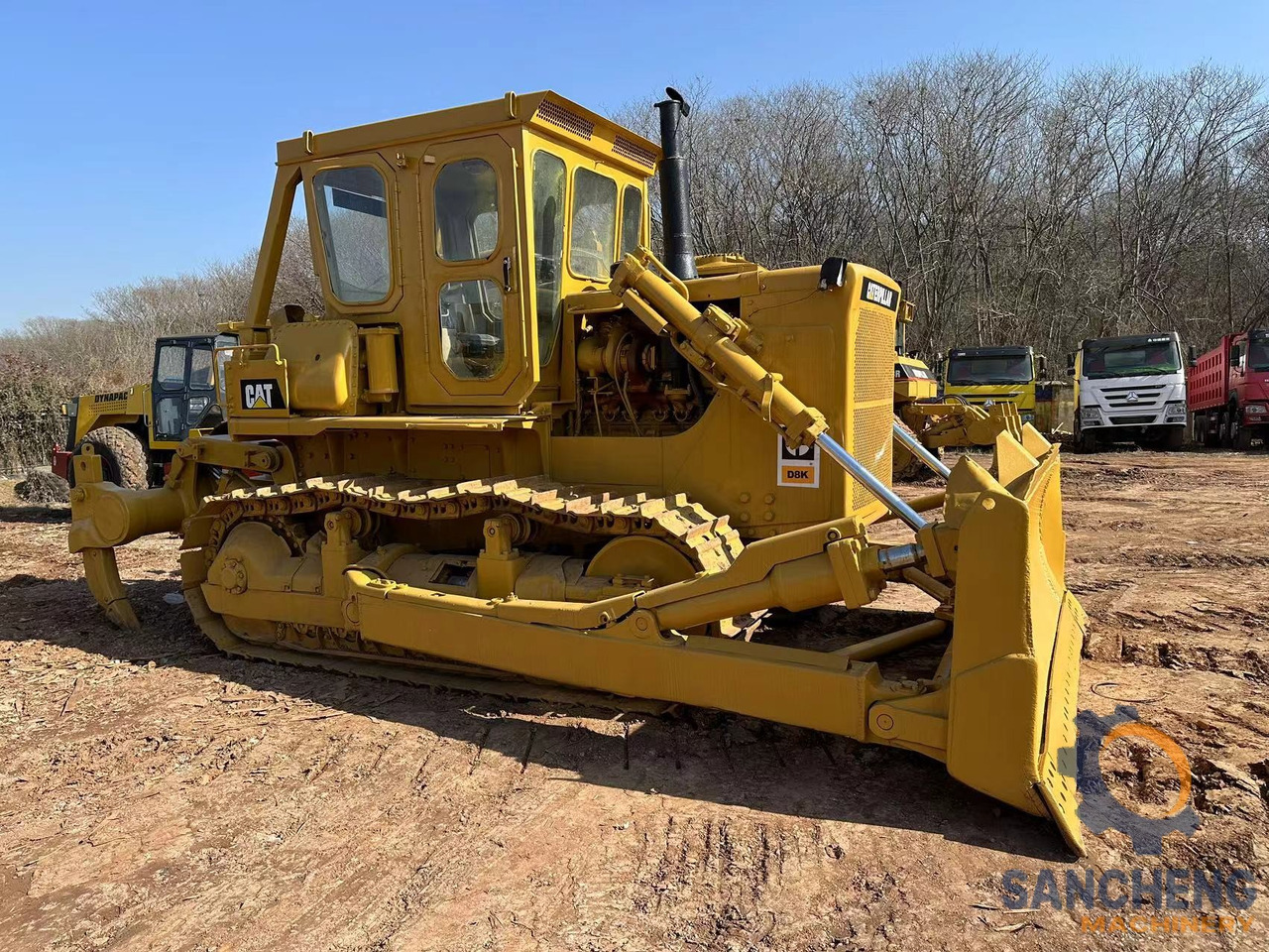 CATERPILLAR D8K - Bulldozer: foto 1 CATERPILLAR D8K - Bulldozer: foto 1