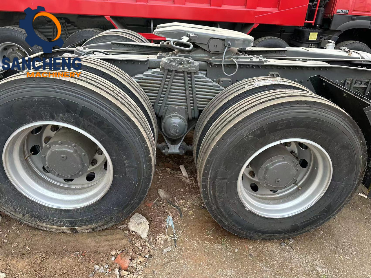 Cabeza tractora HOWO 380hp: foto 11