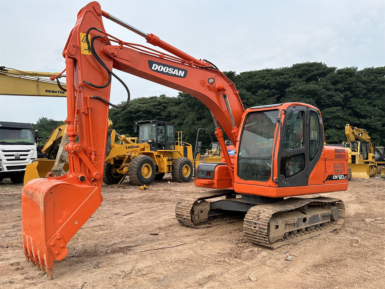 DOOSAN DX120 - Excavadora de cadenas: foto 2 DOOSAN DX120 - Excavadora de cadenas: foto 2