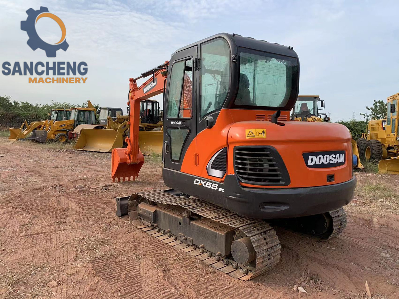 DOOSAN DX55 - Excavadora: foto 2 DOOSAN DX55 - Excavadora: foto 2