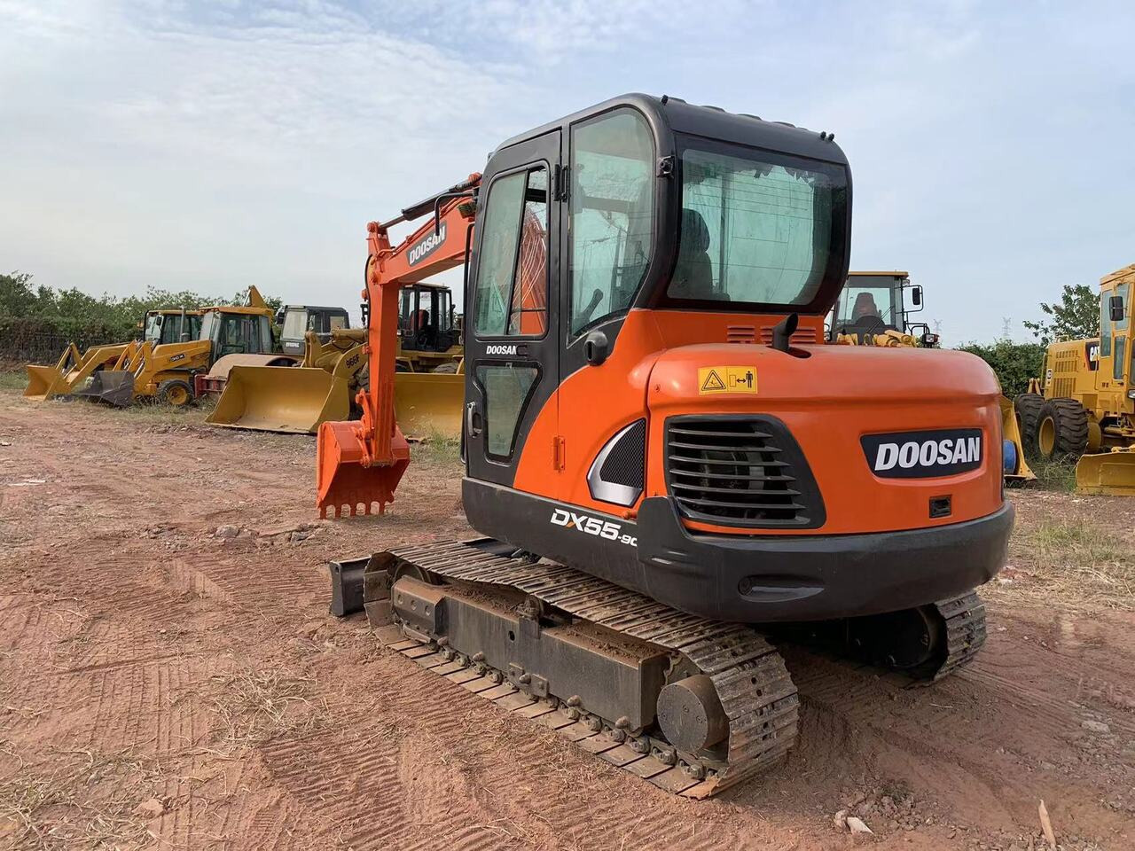 DOOSAN DX55 - Excavadora: foto 4 DOOSAN DX55 - Excavadora: foto 4