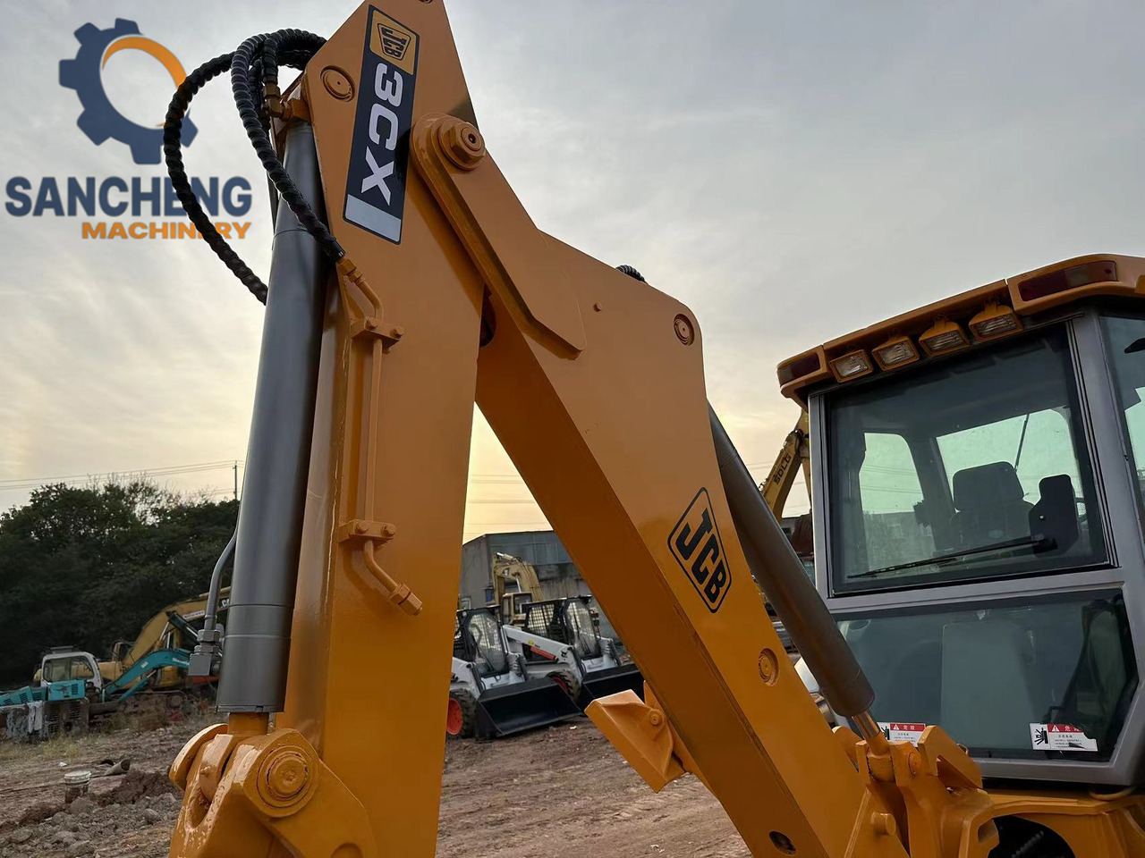 Retroexcavadora JCB 3CX: foto 10