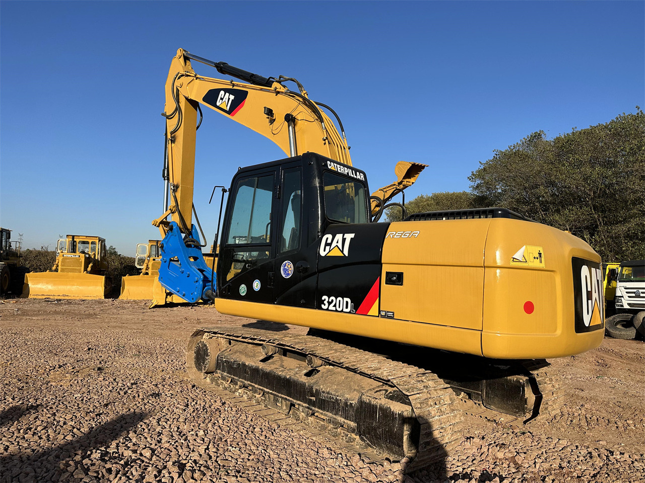 CATERPILLAR 320DL with Breaker and Rock Hammer - Maquinaria de construcción: foto 3 CATERPILLAR 320DL with Breaker and Rock Hammer - Maquinaria de construcción: foto 3