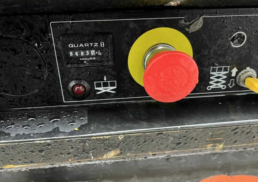 JLG 4045R - Plataforma de tijeras: foto 5 JLG 4045R - Plataforma de tijeras: foto 5