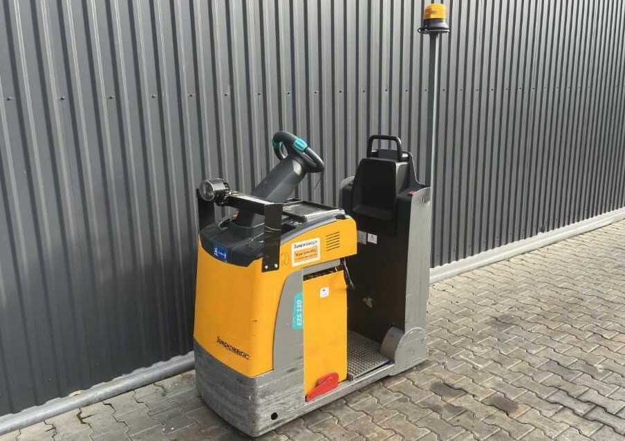 Jungheinrich EZS130 - Remolcadora: foto 1 Jungheinrich EZS130 - Remolcadora: foto 1