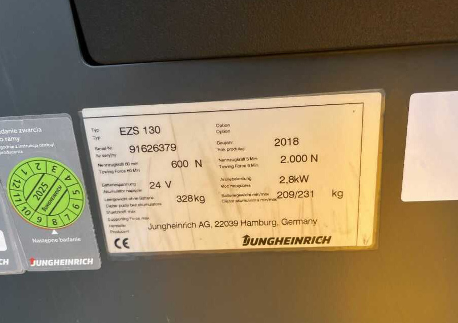 Jungheinrich EZS130 - Remolcadora: foto 4 Jungheinrich EZS130 - Remolcadora: foto 4
