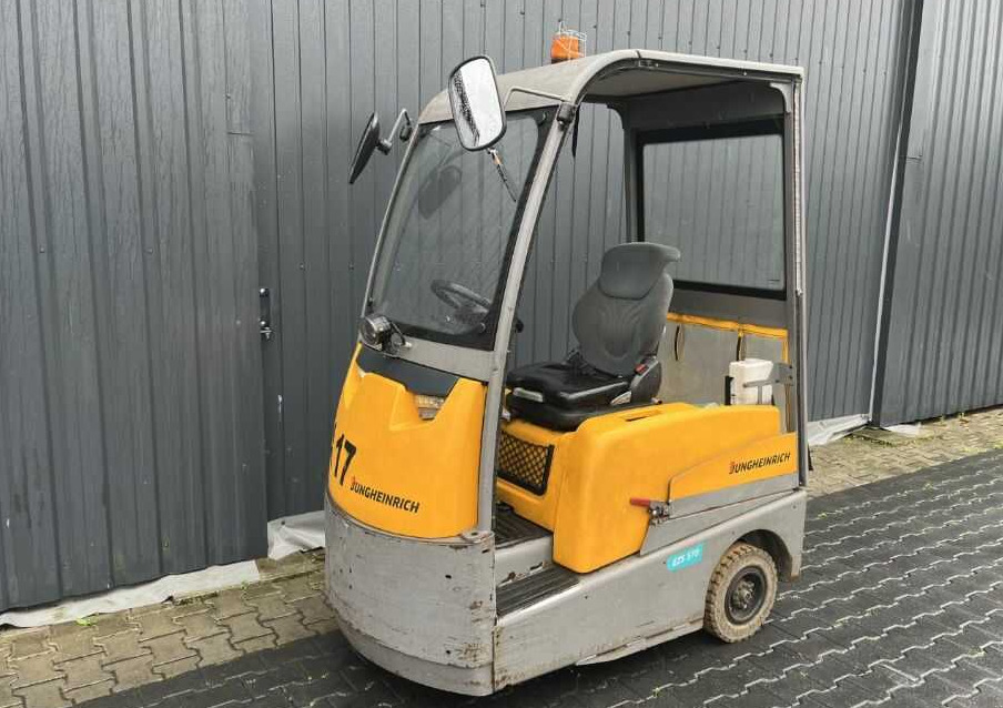 Jungheinrich EZS570 - Remolcadora: foto 1 Jungheinrich EZS570 - Remolcadora: foto 1