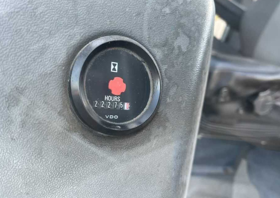 Carretilla elevadora diésel Kalmar DCE120-12: foto 10